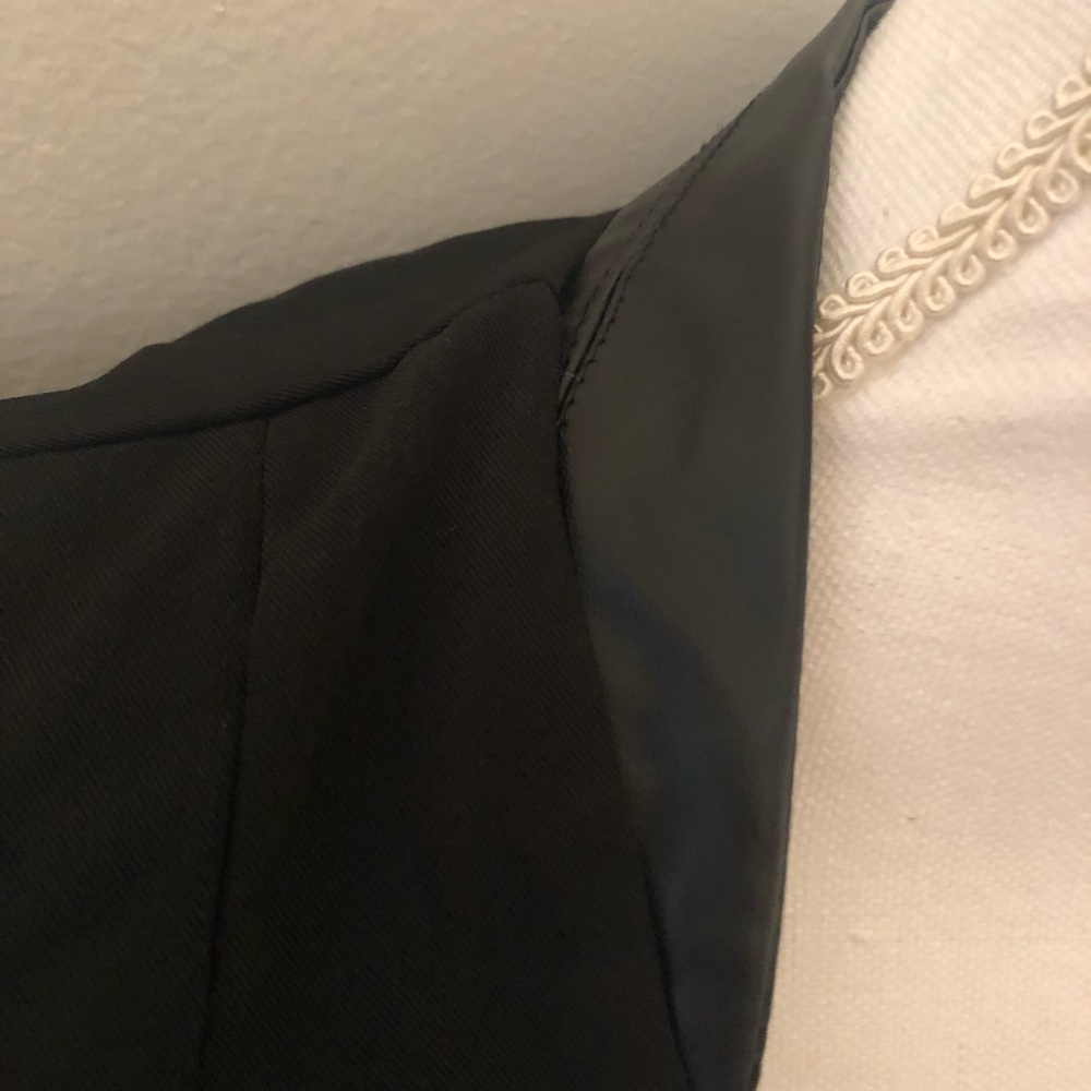 Black jacket - Picture 6 of 6